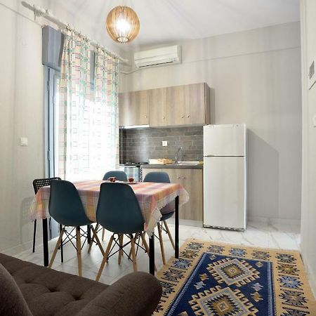 Deluxe Seaside Apartment Konstantinidis ネア・ポティダイア エクステリア 写真