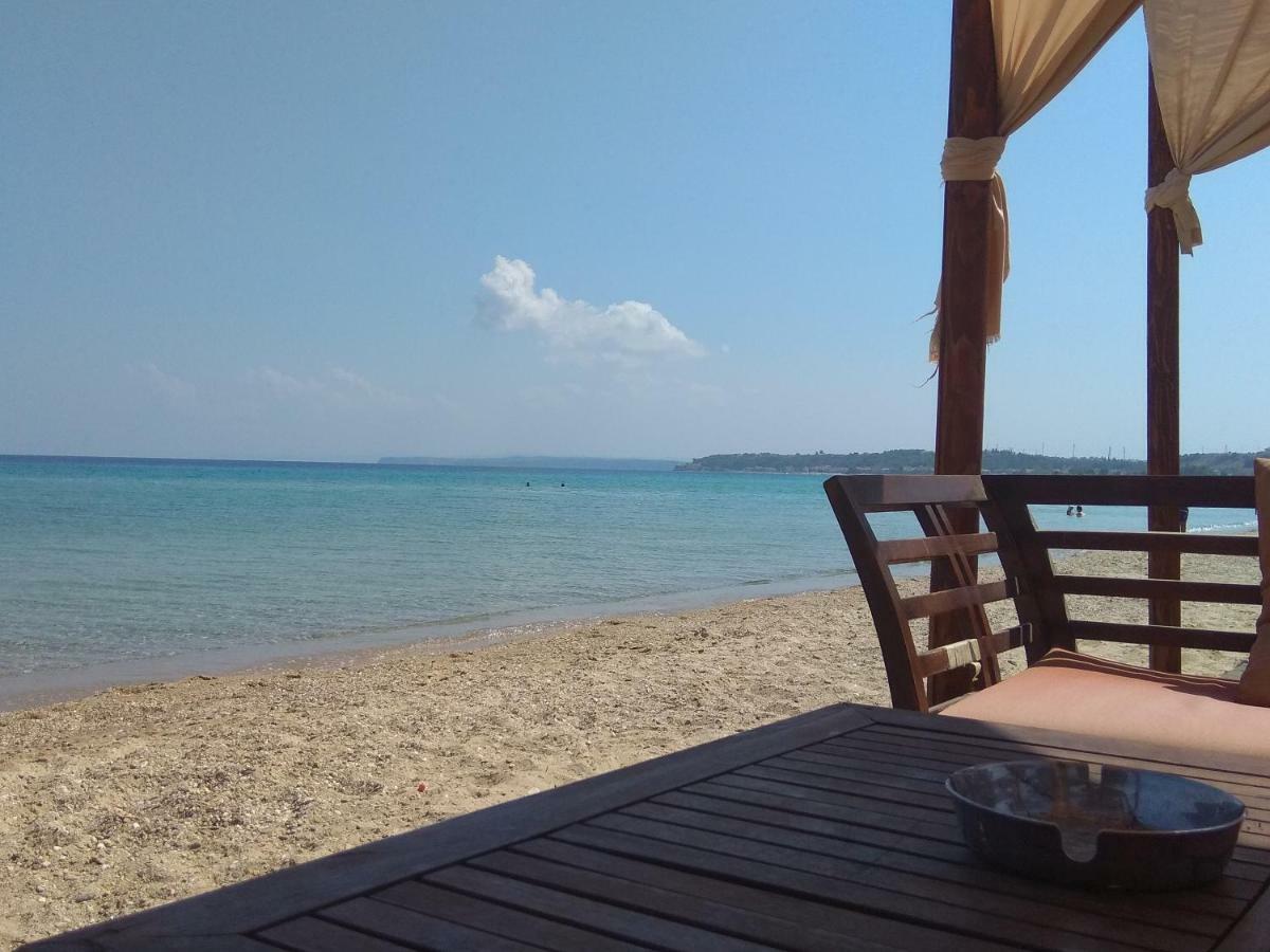 Deluxe Seaside Apartment Konstantinidis ネア・ポティダイア エクステリア 写真